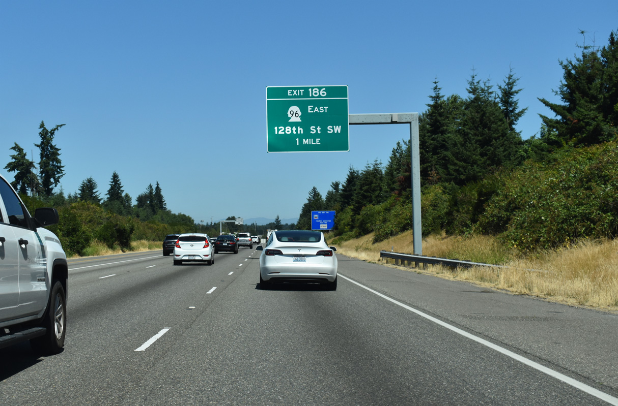 SR 96 (128th Street) joins Interstate 5 at Exit 186 with Mill Creek to the east. The state route travels 6.75 miles from the freeway to SR 9 south of Snohomish.