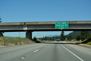 Anderson Road stems east from Old Highway 99 S to the diamond interchange at Exit 225. The speed limit lowers to 60 m.p.h. as the freeway enters the Mount Vernon city limits just north of Exit 224.