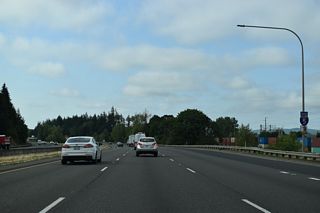 Interstate 5 advances south along the Kalama city line to Exit 27.