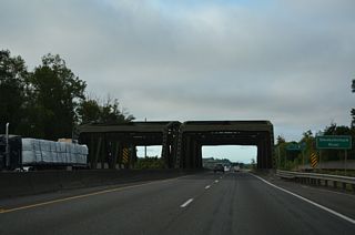 Built originally for the expressway along U.S. 99, the Skookumchuck River truss bridges on I-5/U.S. 12 have been in service since 1951.