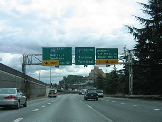 The local exit from the c/d roadway links I-5 to the International District and Yesler Terrace (via Dearborn Street), SoDo and Pioneer Square (via I-90 west to 4th Avenue S), and the Duwamish Industrial Area (via 4th Avenue S and Airport Way).
