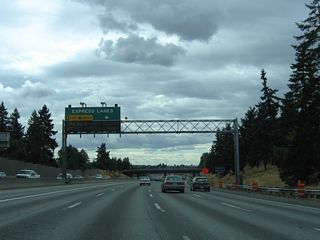 The Interstate 5 Express Lanes commence just south of the N 107th Street entrance ramp at Northgate and run south to the Mercer Street interchange (Exit 167). Ingress ramps join the reversible lanes from Lake City Way, Ravenna Boulevard, and NE 42nd Street between Northgate and Capitol Hill.