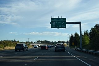 Exit 186 leaves Interstate 5 south for SR 96 east and 128th Street SW west to Airport Road and SR 99 (Evergreen Way). SR 96 travels 6.75 miles along the Mill Creek city line to SR 9 south of Snohomish.