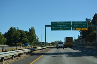 Exit 253 links I-5 southbound with Lakeway Drive west to Holly Street and the Bellingham city center. Lakeway Drive east heads to Whatcom Falls Park and the Lake Whatcom area.