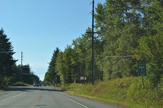 Samish Drive (Old U.S. 99) heads northwest from the exchange with I-5 to Lake Padden and Lake Padden Park. The two routes come together again in Mount Vernon at Exit 252.