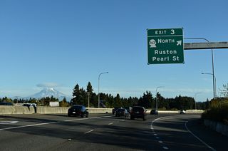 Exit 3 leaves SR 16 east for Pearl Street and SR 163 north. Pearl Street south continues to Alameda Avenue in the city of Fircrest.