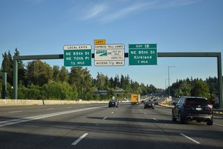 Originally collector distributor roadways separated from I-405 at Exit 18 for the cloverleaf interchange with NE 85th Street. These permanently closed in 2024.