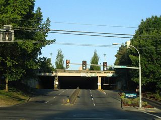 14th Avenue SE west at Jefferson Street SE. A cut and cover tunnel leads the street under the Capitol Campus between Jefferson Street and Capitol Way.