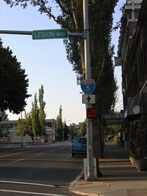 The I-5 trailblazer at Capitol Way and Legion Way was replacing with a city wayfinding sign by 2008.