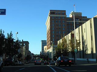 Entering the Spokane city center along Lincoln Street ahead of 1st Avenue.