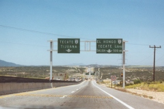 mex-2_overhead_end_of_frwy