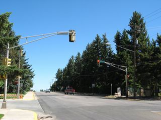 Northbound 15th Street next approaches Willett Drive after passing by Sorority and Fraternity Rows.