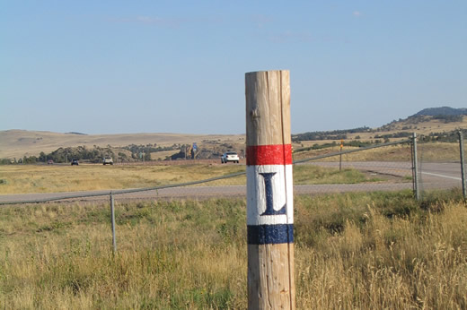 Lincoln Highway marker in Wyoming